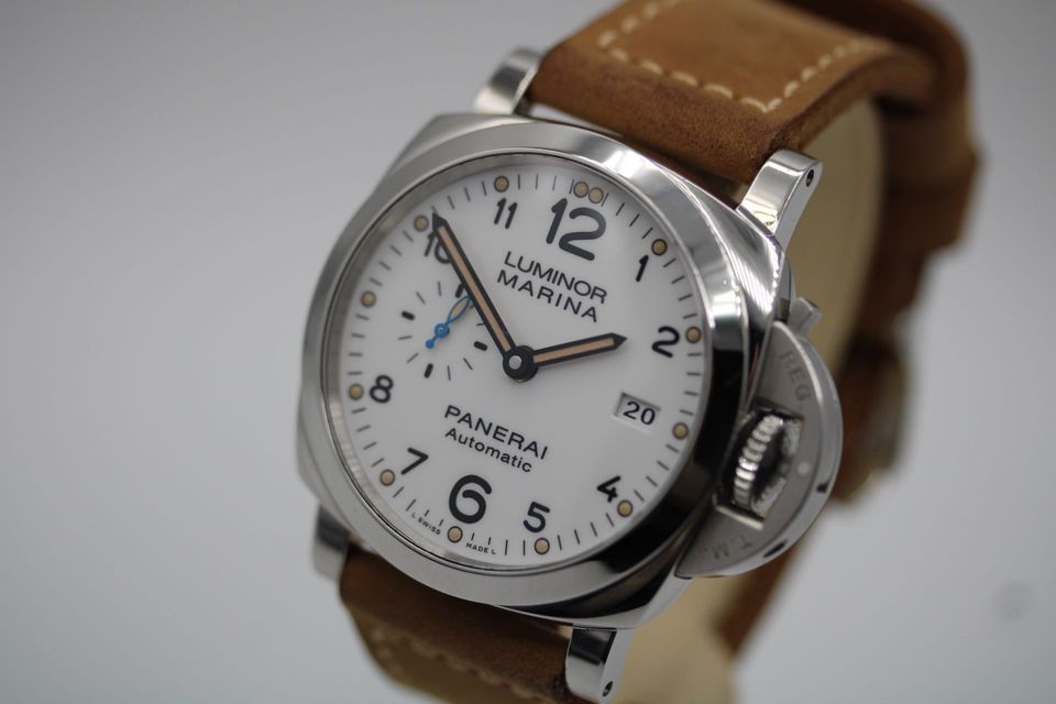 Panerai Luminor 1950 PAM01499 Image 2